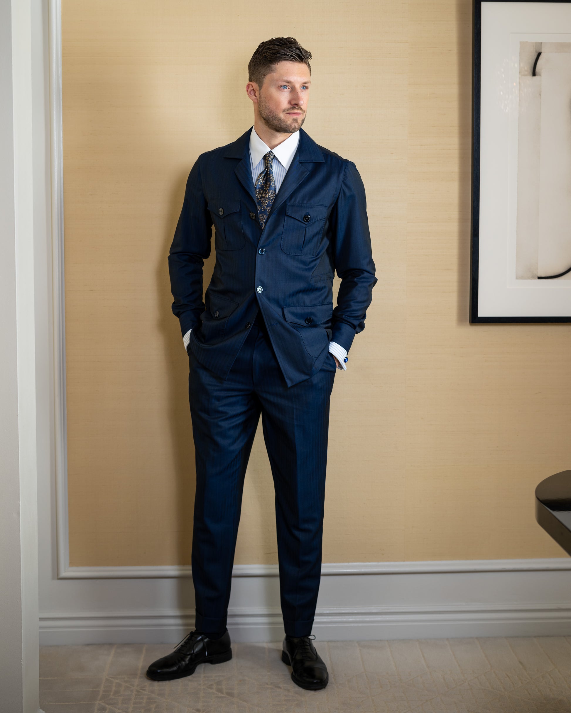 epicureo suit navy peninsula hotel 